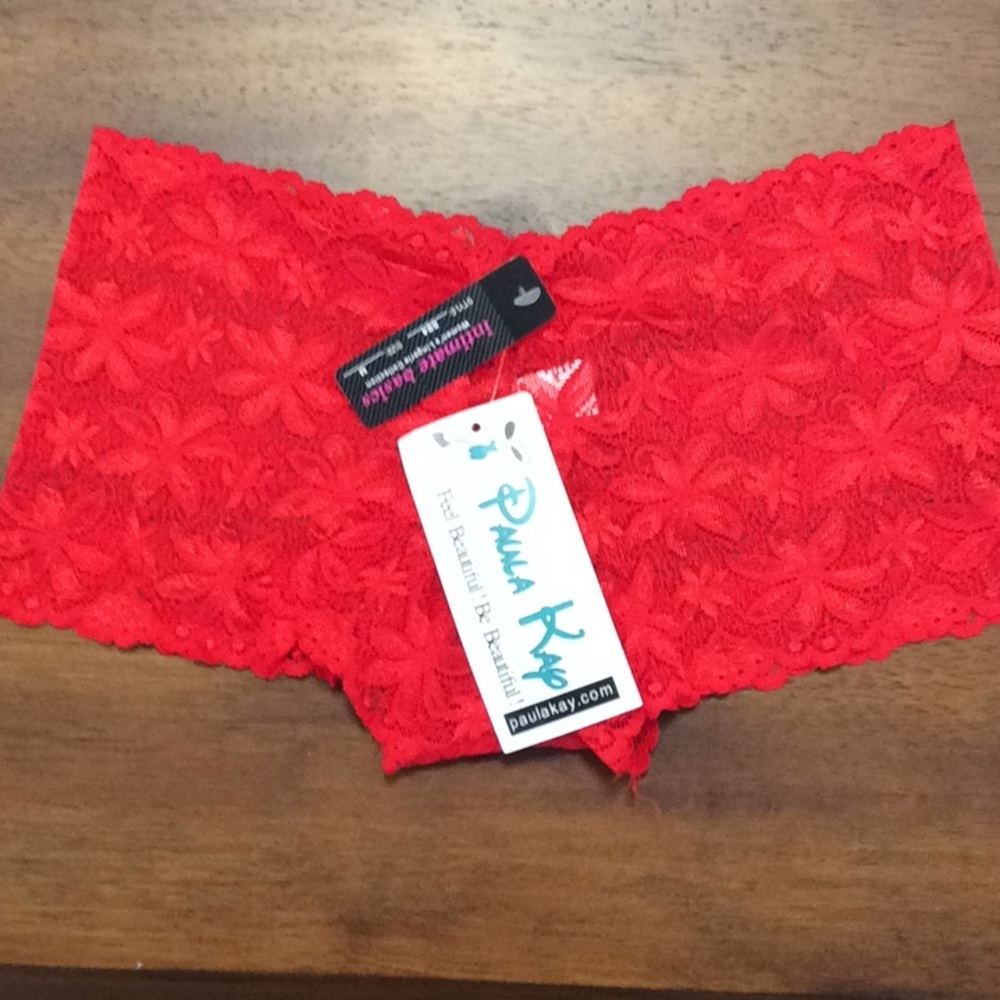 ❤️ NWT RED lace cheeky  panties